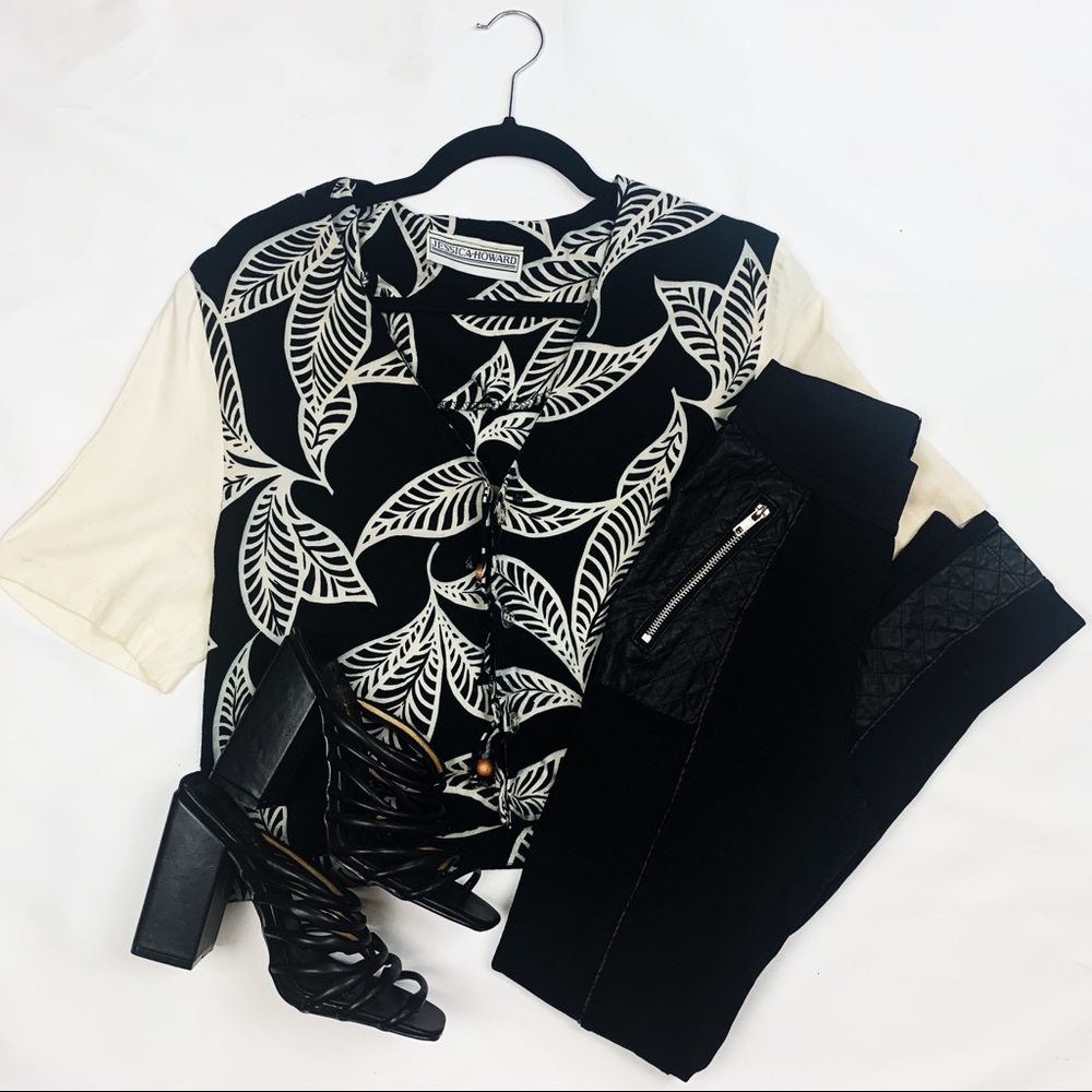 Floralesque Short-Sleeve Top By Jessica Howard